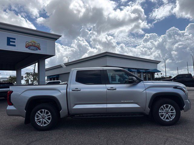 Used 2025 Toyota Tundra SR5 RWD image 4