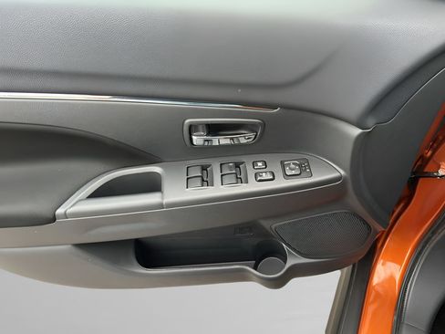 Used 2025 Mitsubishi Outlander Sport ES AWD/4WD image 11