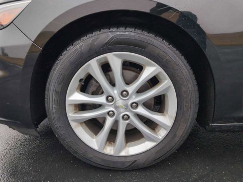 Used 2018 Chevrolet Malibu LT image 31