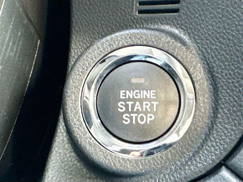 New 2025 Subaru Outback Limited image 19