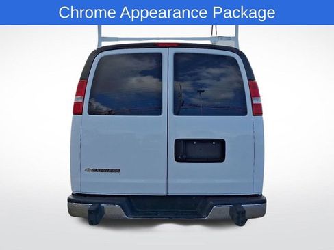 Certified 2021 Chevrolet Express 2500 w/ Driver Convenience Package image 5