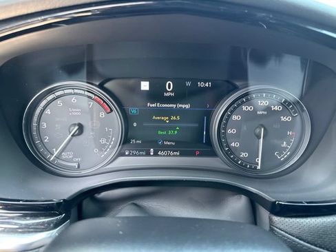 Used 2022 Cadillac XT5 Premium Luxury w/ Technology Package FWD image 5