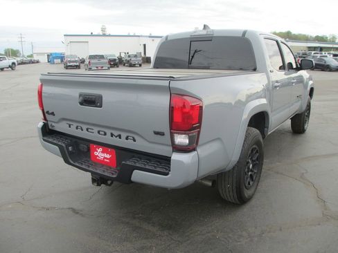 Used 2021 Toyota Tacoma SR5 image 6