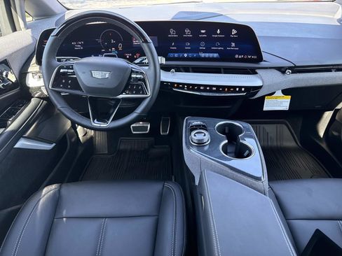 Used 2026 Cadillac Optiq Sport 1 image 18