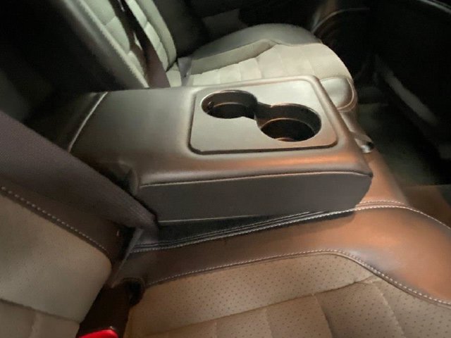 Used 2018 Ford Taurus SHO AWD/4WD image 39