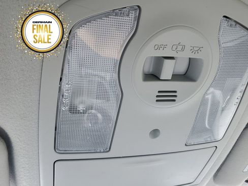 Used 2010 Toyota Prius Two image 30