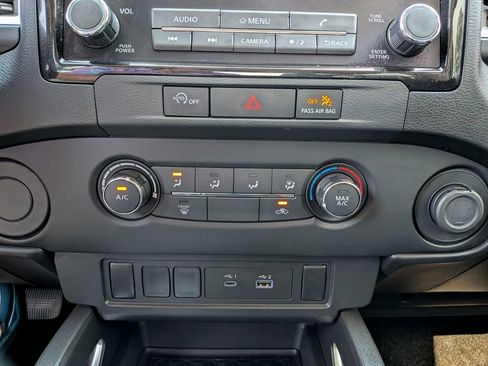 Certified 2024 Nissan Frontier SV w/ Tow Package RWD image 22