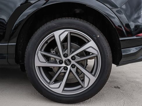 New 2025 Audi Q3 2.0T Premium image 13
