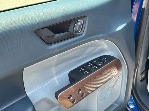 Certified 2024 Ford Maverick Lariat AWD/4WD image 17