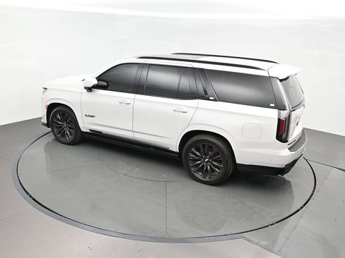Used 2023 Cadillac Escalade V w/ LPO, ONYX Package AWD/4WD image 43