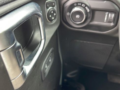 Used 2023 Jeep Wrangler Unlimited Sport AWD/4WD image 11