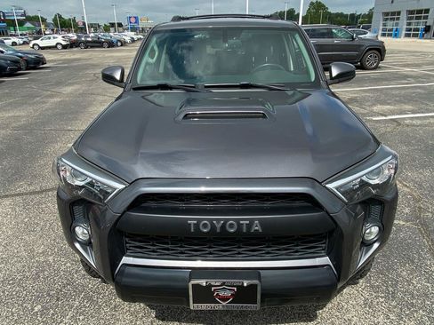 Used 2016 Toyota 4Runner TRD Pro AWD/4WD image 9