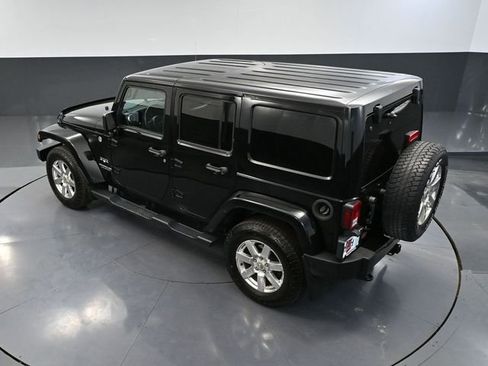 Used 2016 Jeep Wrangler Unlimited Sahara w/ Max Tow Package image 50