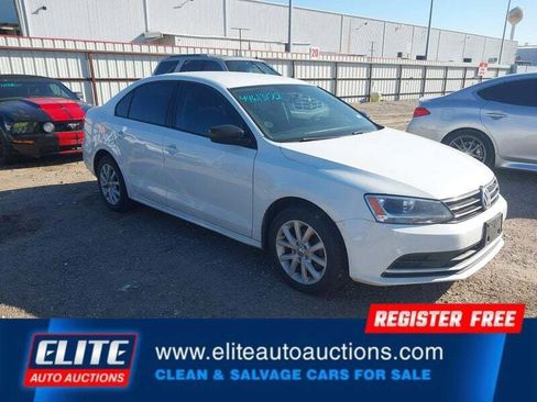 Used 2015 Volkswagen Jetta SE image 1