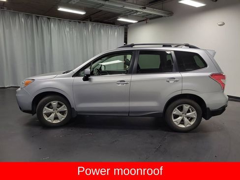Used 2016 Subaru Forester 2.5i Limited AWD/4WD image 6