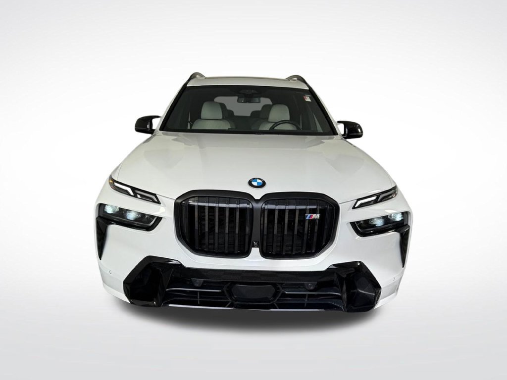 Used 2025 BMW X7 M60i AWD/4WD image 13