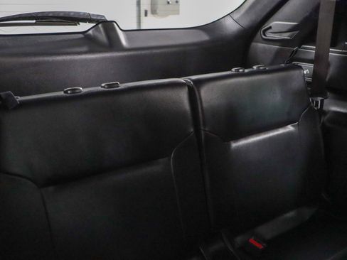 Used 2023 Mitsubishi Outlander SEL image 28