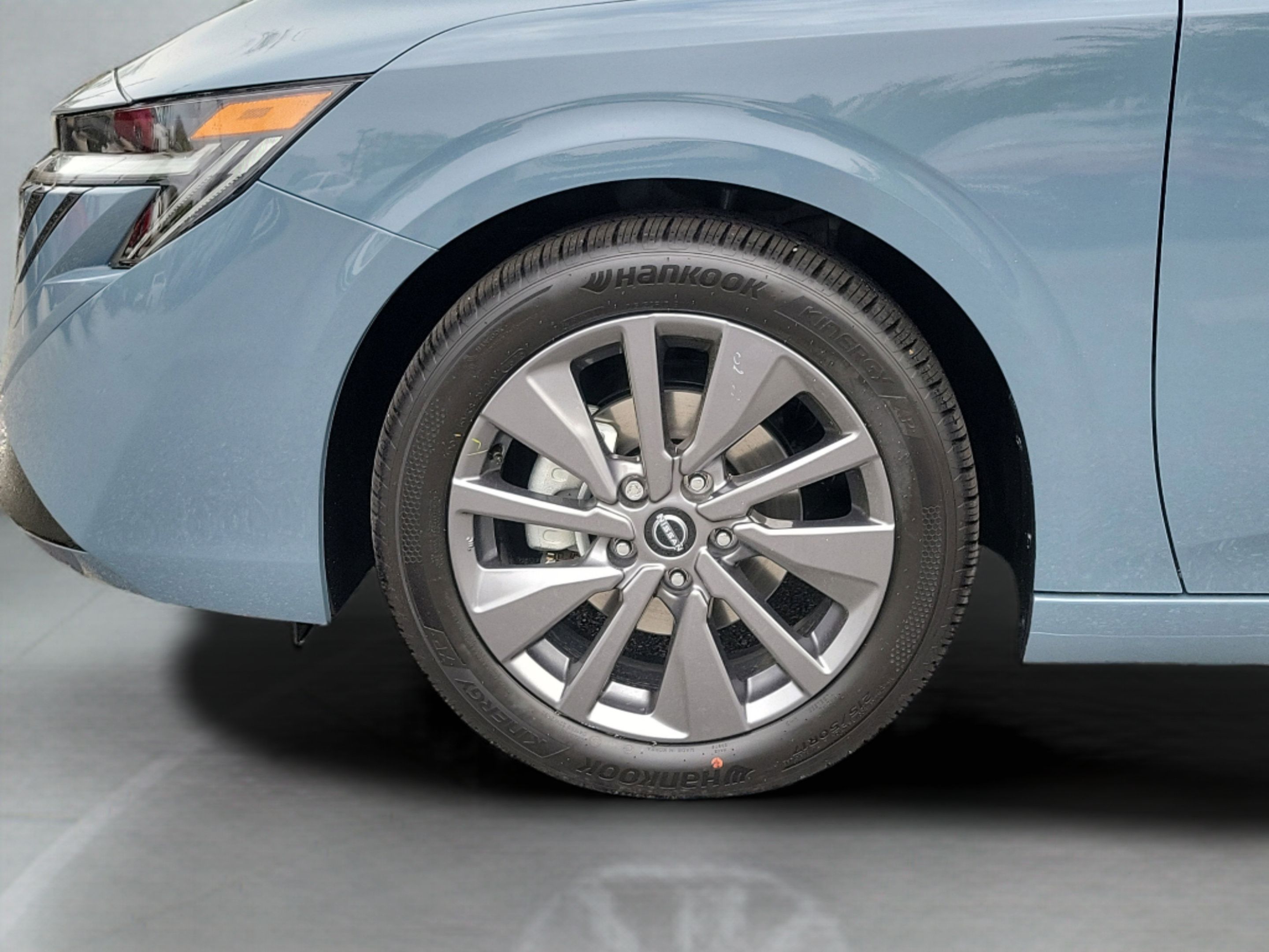 New 2026 Nissan Sentra SL w/ Floor Mat Package FWD image 8