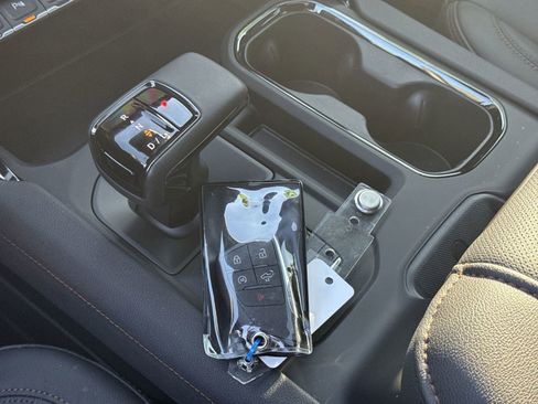 Used 2026 GMC Sierra 1500 AT4 w/ AT4 Premium Package image 36