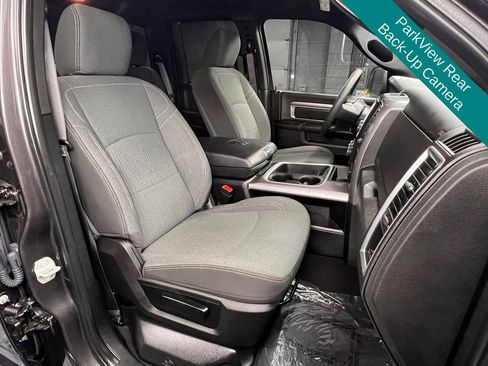 Used 2024 RAM 1500 Classic Warlock w/ Trailer & Traction Group AWD/4WD image 5