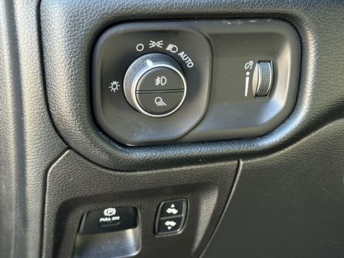Used 2022 RAM 1500 Lone Star RWD image 22