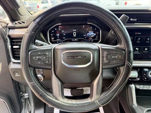 Used 2025 GMC Sierra 2500 Denali Ultimate AWD/4WD image 25