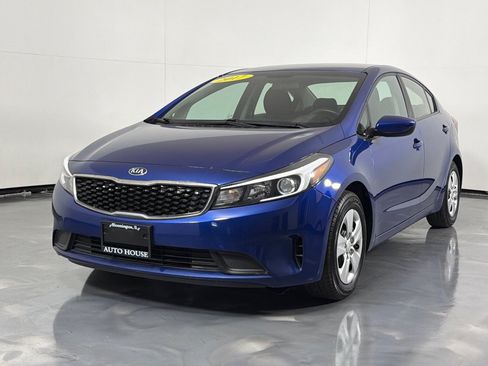 Used 2017 Kia Forte LX FWD image 10