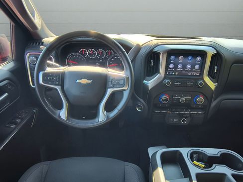 Used 2020 Chevrolet Silverado 1500 LT w/ All-Star Edition image 32
