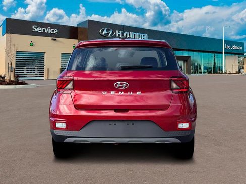 New 2026 Hyundai Venue SE FWD image 6