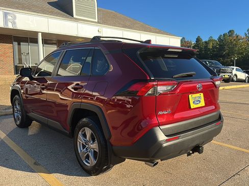 Used 2024 Toyota RAV4 XLE image 3