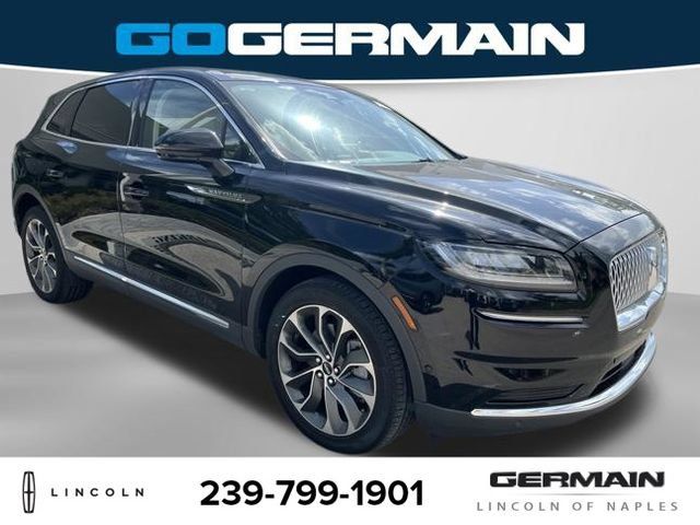 Used 2023 Lincoln Nautilus Reserve w/ Equipment Group 201A AWD/4WD image 8
