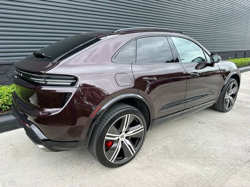 Certified 2024 Porsche Macan Turbo Electric w/ Premium Package AWD/4WD image 10