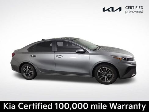 Certified 2023 Kia Forte LXS w/ LXS Technology Package FWD image 5