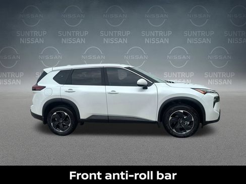 Certified 2026 Nissan Rogue SV AWD/4WD image 40