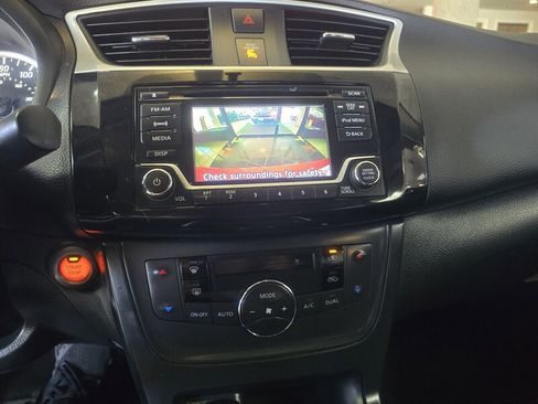 Used 2018 Nissan Sentra SV image 19