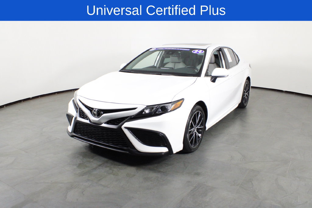 Used 2024 Toyota Camry SE w/ Convenience Package FWD image 2