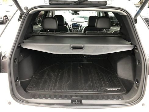 Used 2022 Chevrolet Equinox Premier image 8