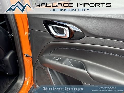 Used 2026 Jeep Compass Latitude AWD/4WD image 39