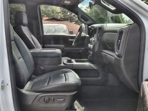 Used 2022 GMC Sierra 2500 Denali w/ Denali Ultimate Package AWD/4WD image 29