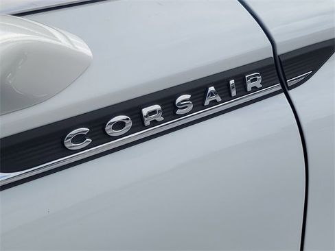 Certified 2023 Lincoln Corsair Reserve w/ Equipment Group 201A image 6