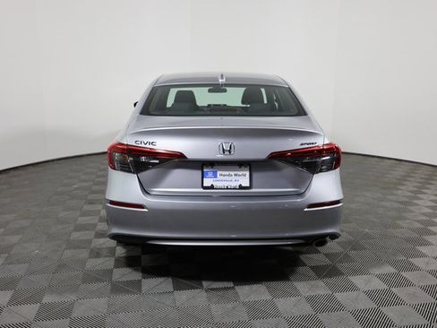 Used 2022 Honda Civic Sport image 6