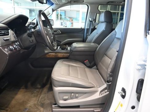 Used 2016 GMC Yukon Denali w/ Open Road Package AWD/4WD image 8