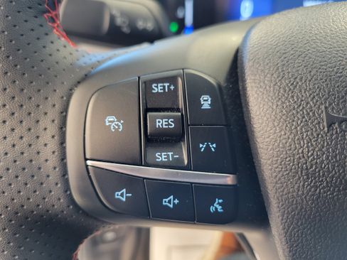 Used 2024 Ford Escape ST-Line w/ Tech Pack #1 AWD/4WD image 20