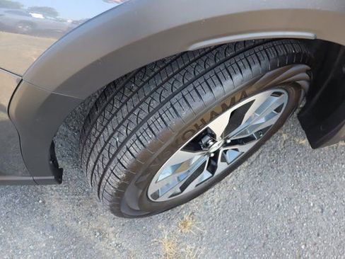 Certified 2025 Subaru Outback Limited w/ Popular Package #2 image 42