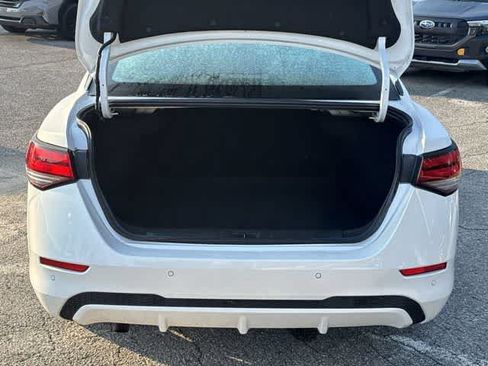 Used 2024 Nissan Sentra SV FWD image 30