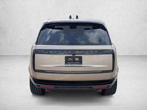New 2025 Land Rover Range Rover Long Wheelbase SE image 8