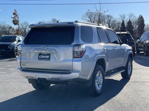 Used 2018 Toyota 4Runner SR5 image 7