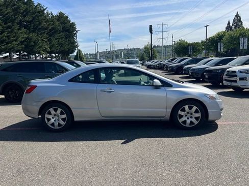 Used 2011 Honda Civic LX image 6