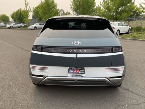 Used 2024 Hyundai Ioniq 5 Limited RWD image 4