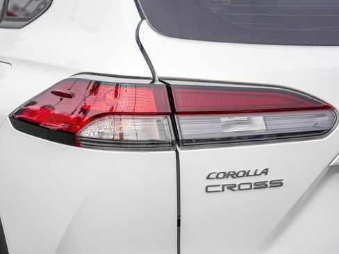 New 2026 Toyota Corolla Cross L image 10